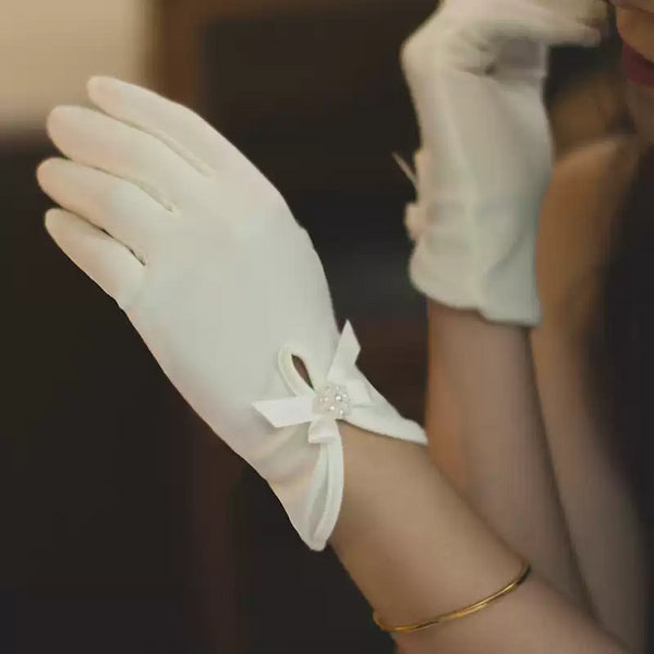 White Satin Gloves – Elegant Satin Bridal Gloves with Bow Detail